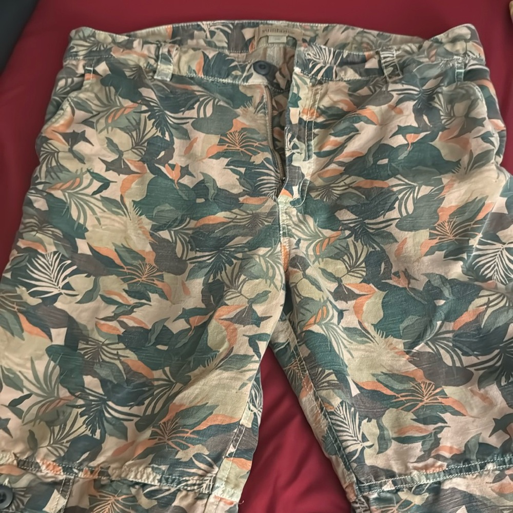 Sundance, camo pants size 12 true  to  size